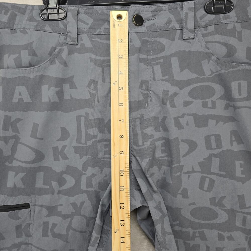 Oakley Golf Transition Ransom Short Mens 33 Gray Collage AOP Regular Fit - Picture 12 of 13